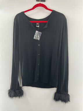 Sweet Love Women’s one X long sleeve fur cuffed sweater NWOT black 088